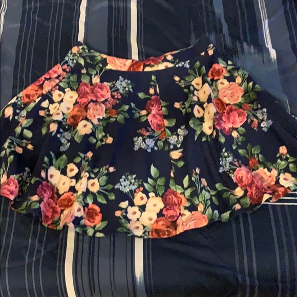 4skirts - Picture 5 of 8